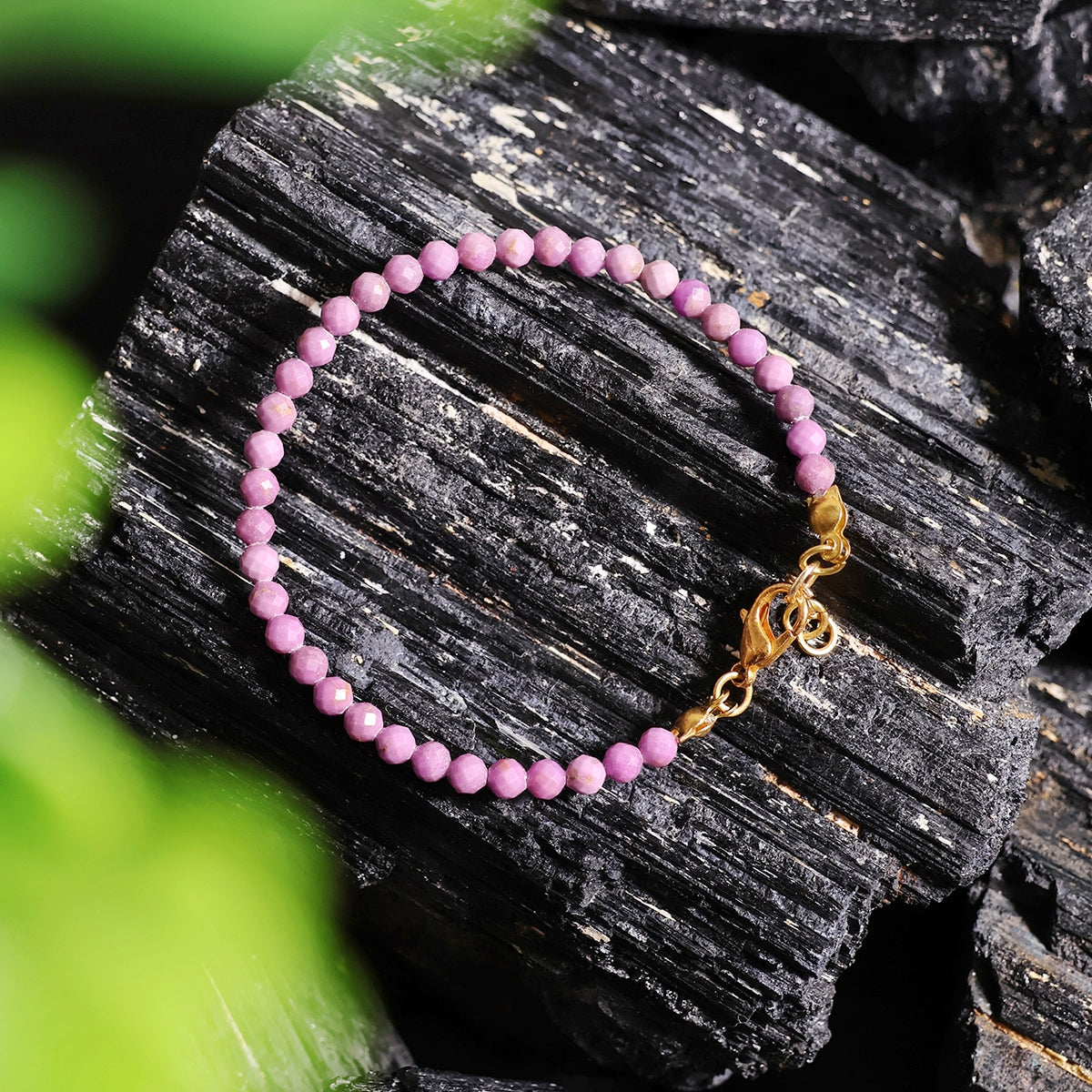 Phosphosiderite Bracelet In 4mm Faceted Beads in India, US, UK, Australia, Europe