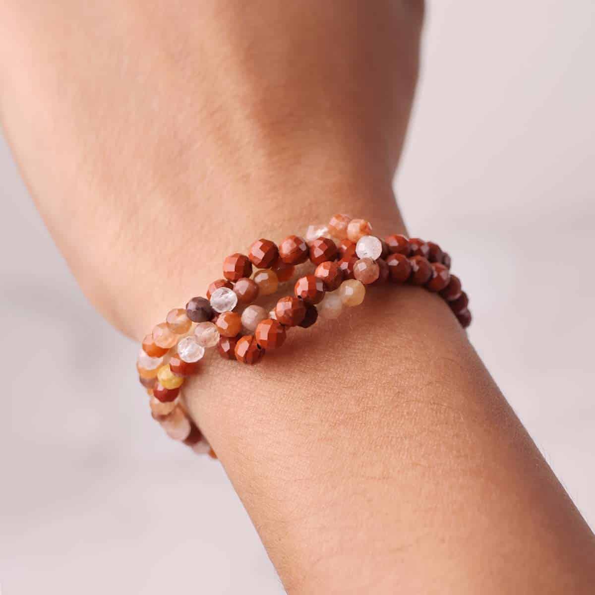 Red Carnelian & Red Jasper Faceted Knot Bracelet 4mm in India, US, UK, Australia, Europe