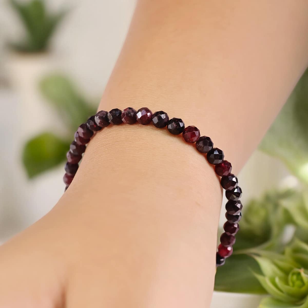 Garnet Bracelet In 4mm Beads Faceted in India, US, UK, Australia, Europe