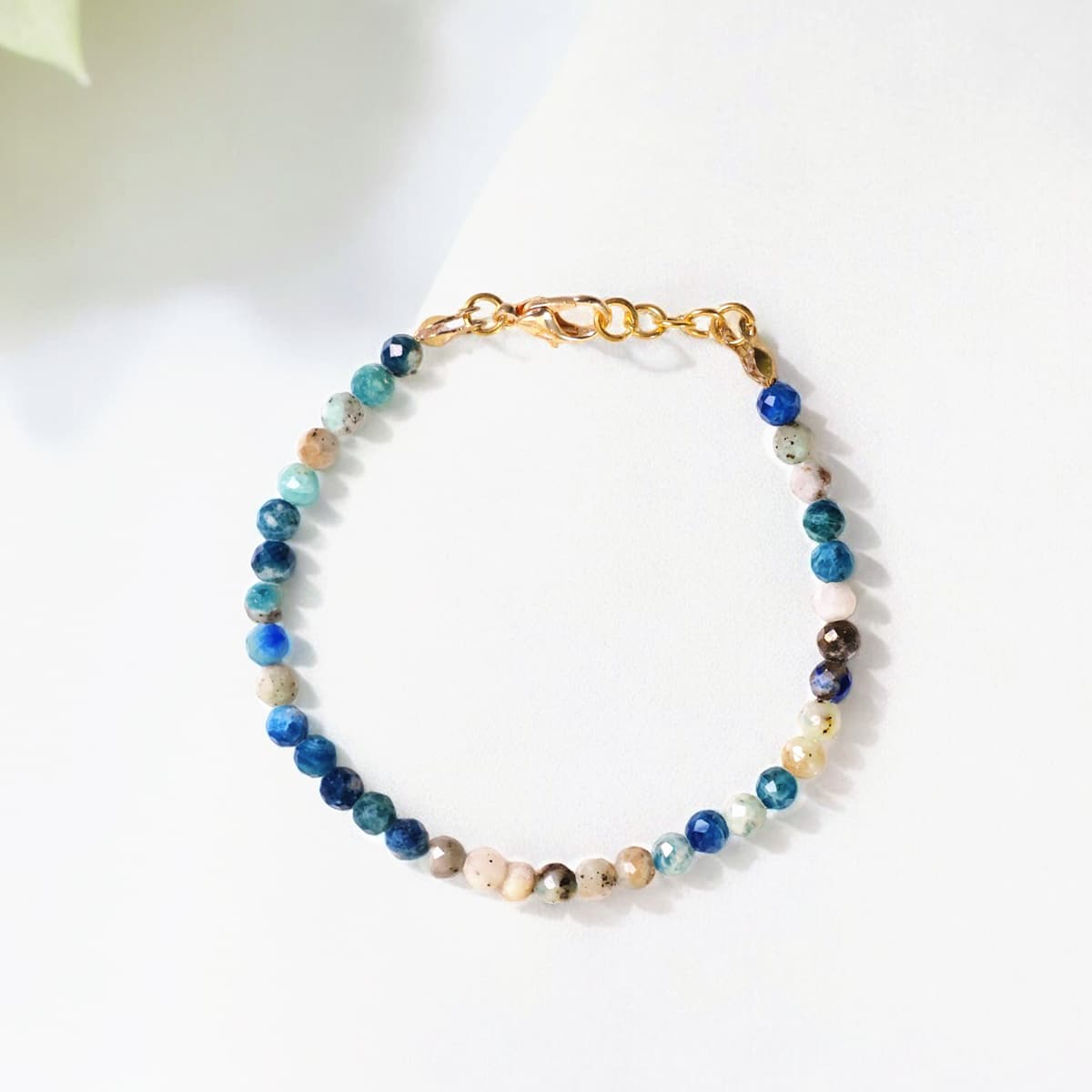 K2 Bracelet In 4mm Faceted Beads in India, US, UK, Australia, Europe