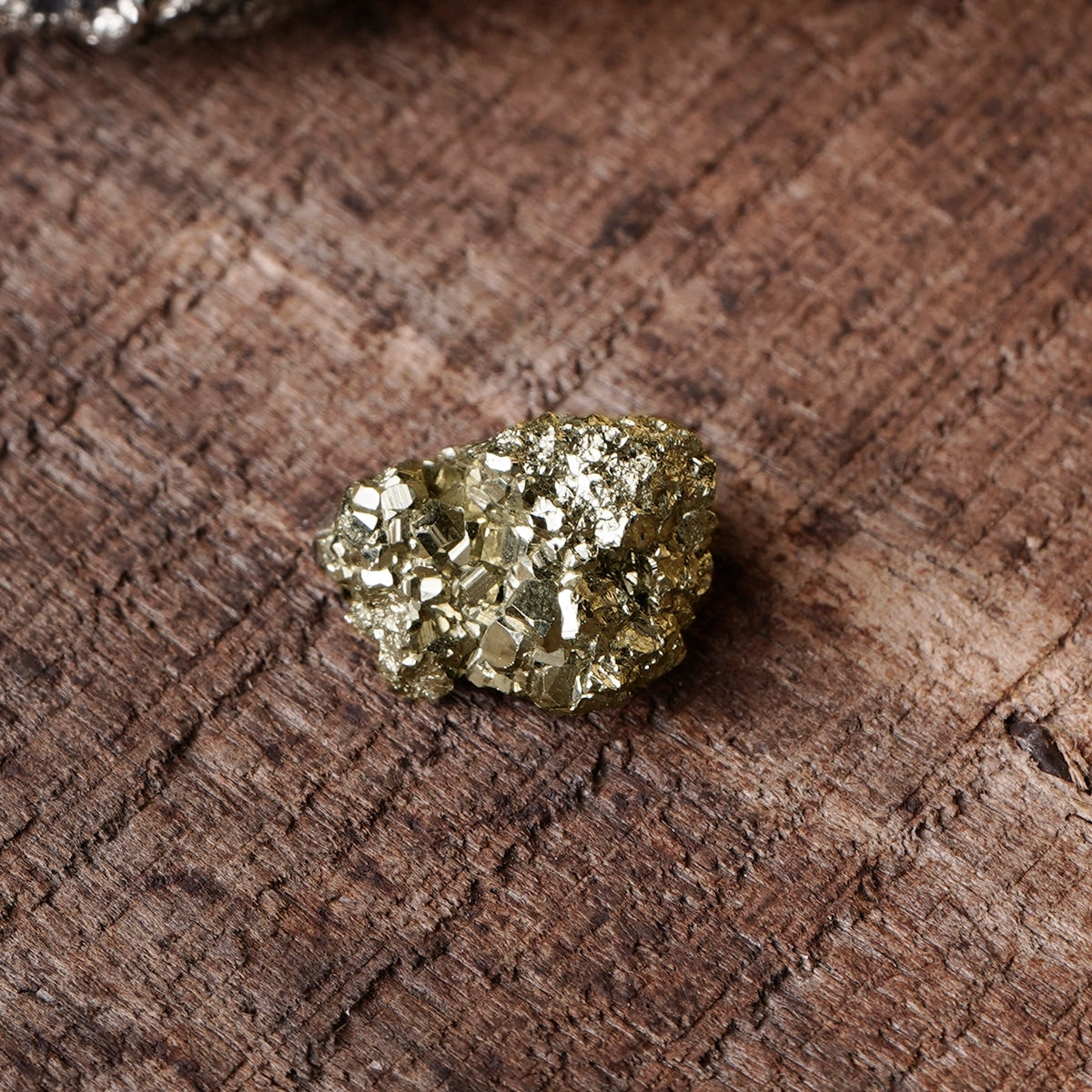 Natural Pyrite Stone Cluster – Boost Prosperity and Success with Spectacular Energy in India, US, UK, Australia, Europe