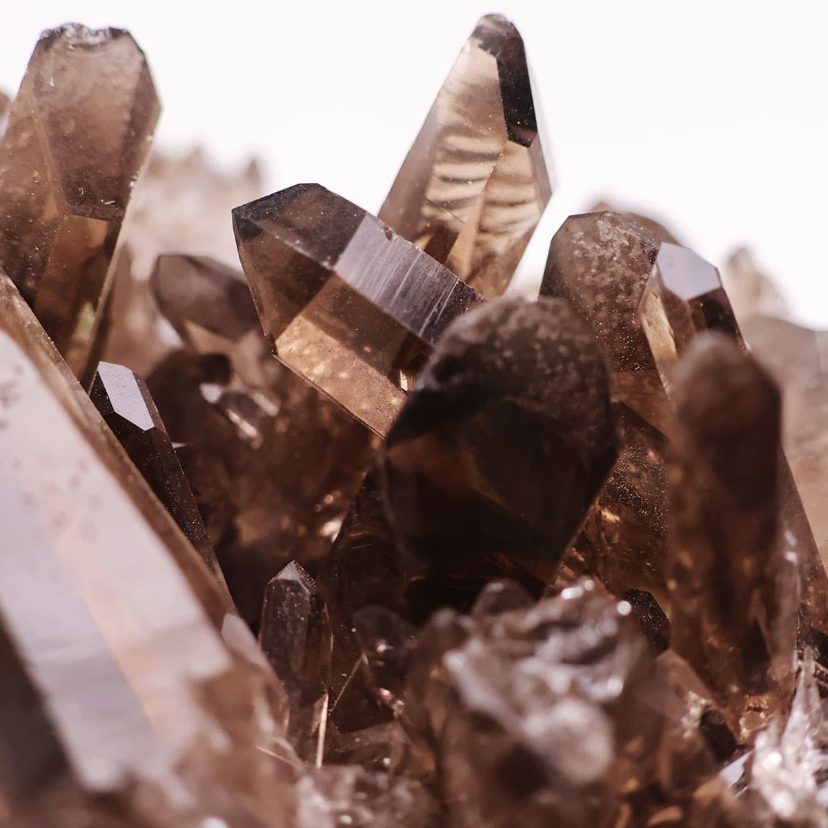 Smoky Quartz Cluster: Healing Benefits, Properties, and Uses in India, US, UK, Australia, Europe