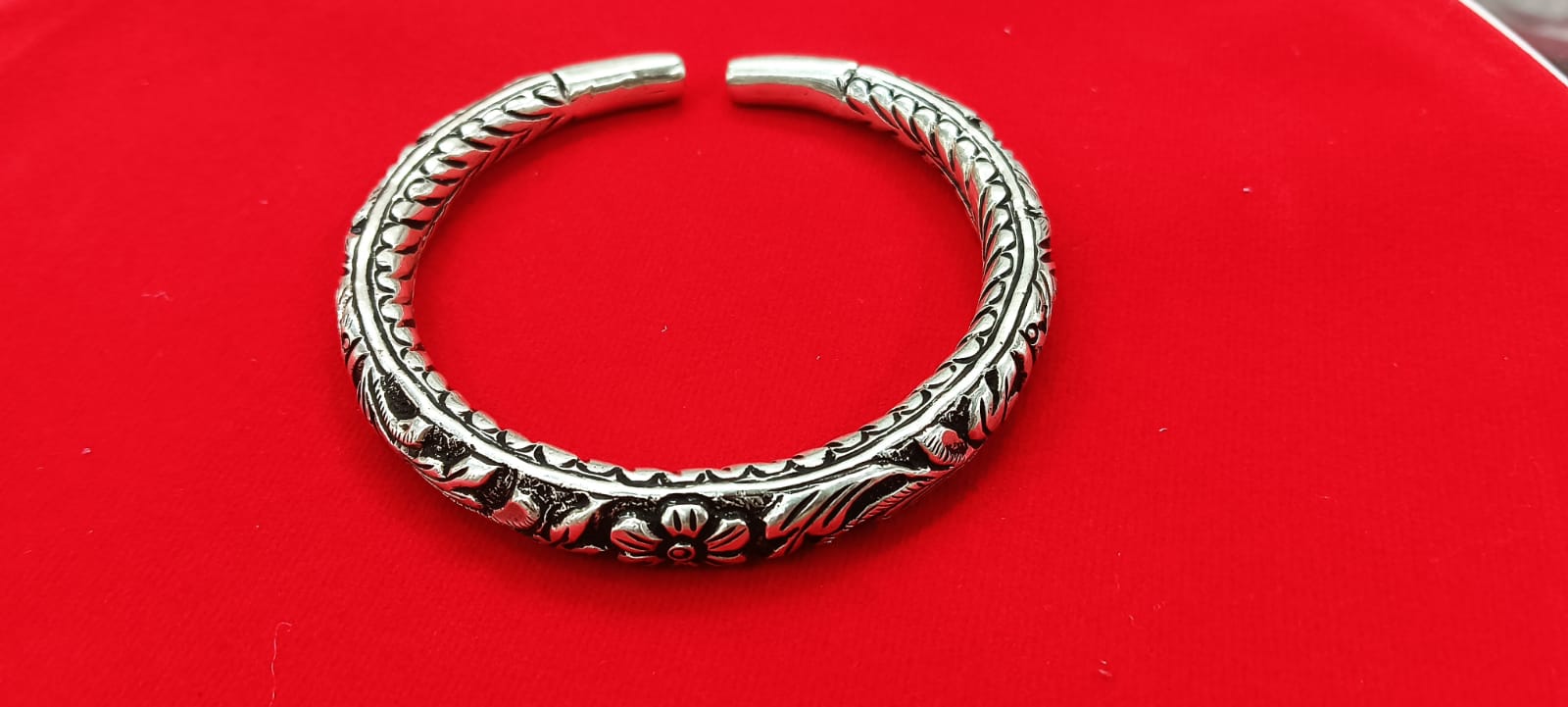 Silver Handmade Adjustable Kada / Antic Finish Designer Punjabi Kada for men in India, US, UK, Australia, Europe