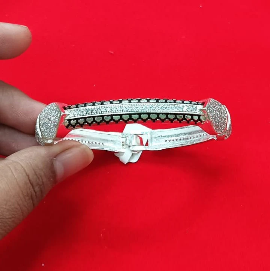 925 sterling silver with Daimond Antic Finish Kada for Mens - 27 gram in India, US, UK, Australia, Europe